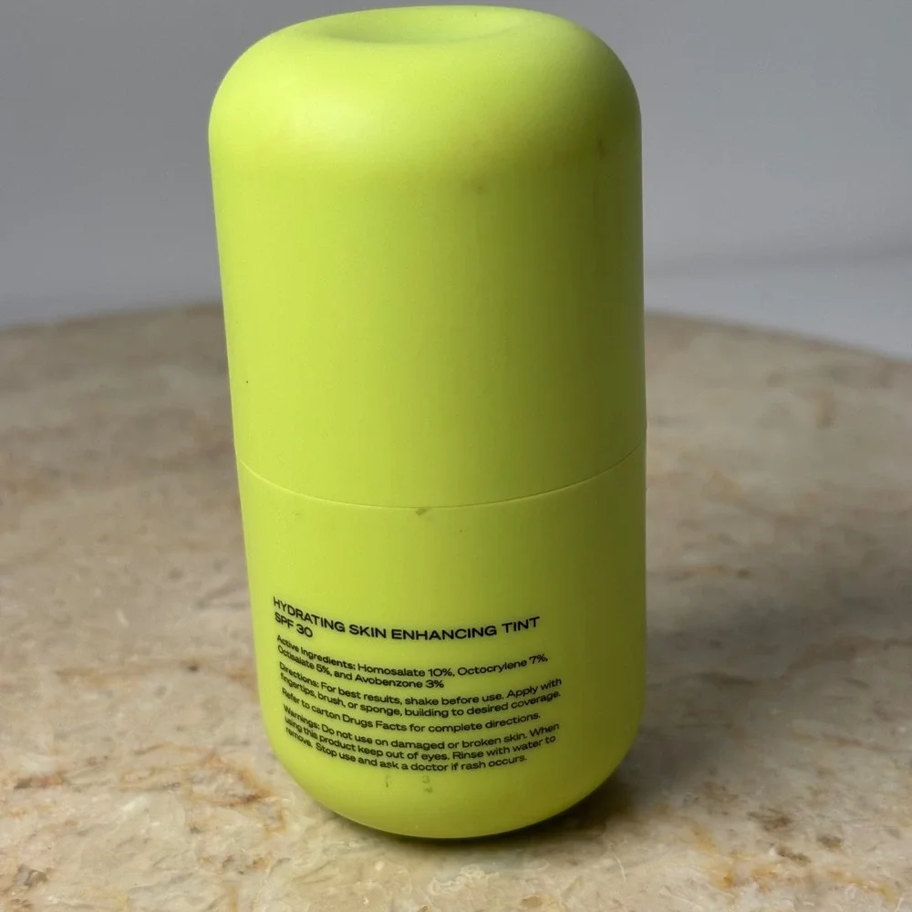 WYN BEAUTY Hydrating Skin Enhancing Tint SPF‎ 30 1oz Being 105 Neon Yellow